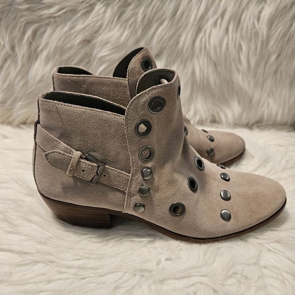 Sam Edelman Pedra Ankle Bootie - Picture 5 of 7